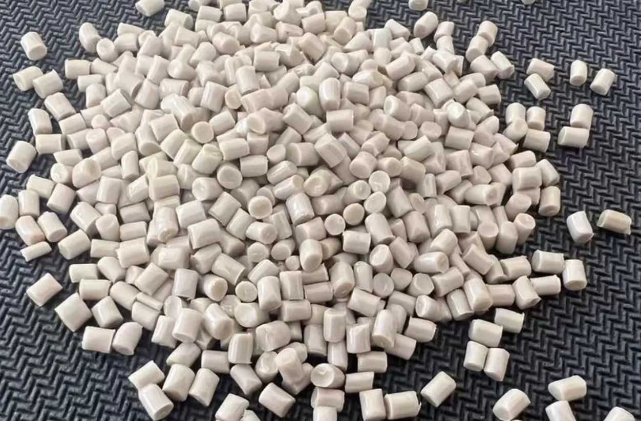 Blog perusahaan terbaru tentang Plastik Rekayasa Khusus Global PEEK