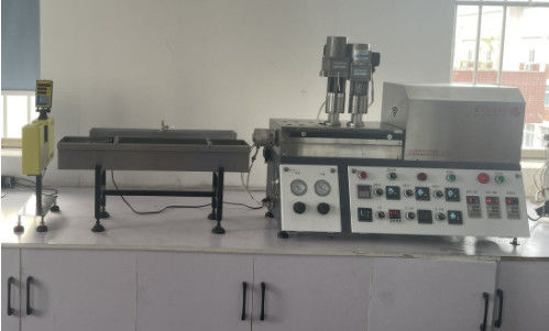 Beli 70rpm 0.55KW Lab Twin Screw Extruder Untuk Serat Tunggal online manufacture